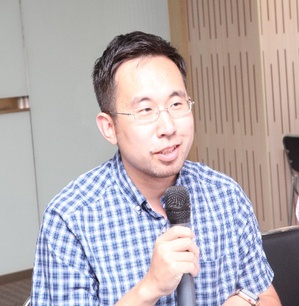  评议人
必一运动副教授
殷楠