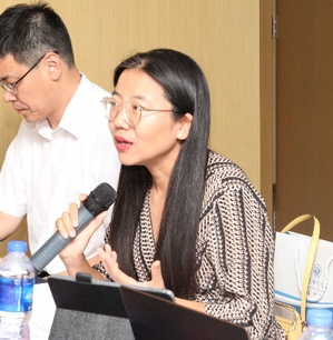  评议人
南京师范大学必一运动副教授
杨丹